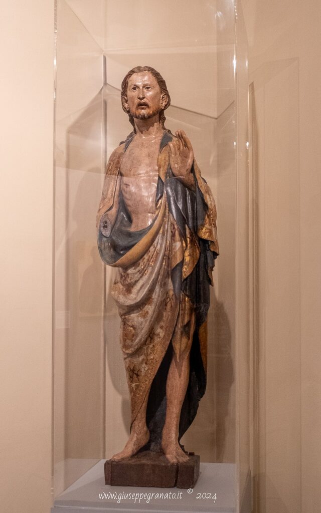 Domenico di Niccolò, "Cristo risorto", 1442-1443, legno intagliato e dorato, Siena collezione di Palazzo Chigi Misciatelli.