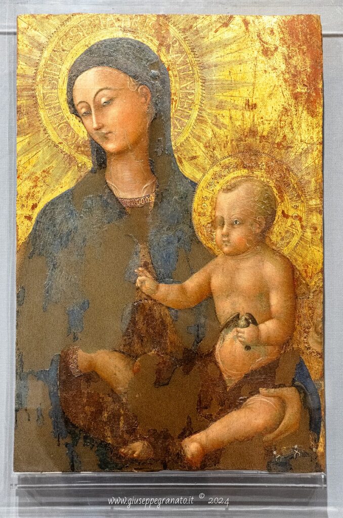 Stefano di Giovanni detto il Sassetta, "Madonna in umiltà col Bambino, 1435-1440, tempera e oro su tavola. Siena, Museo diocesano.